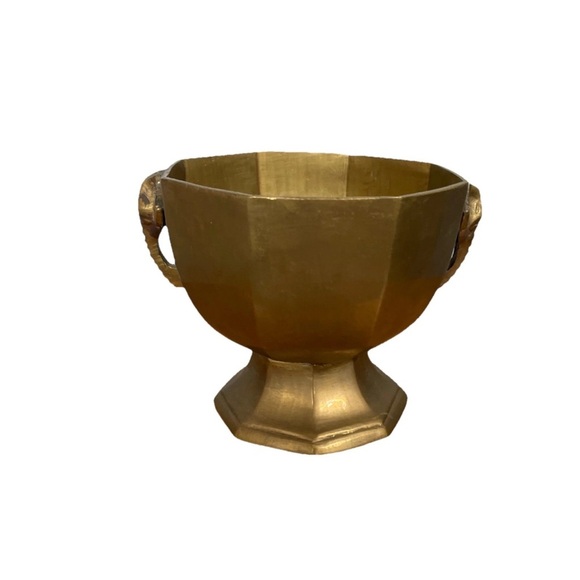 Vintage Brass Footed Pedestal Bowl Or Planter Elephant Head Detail - Picture 3 of 5